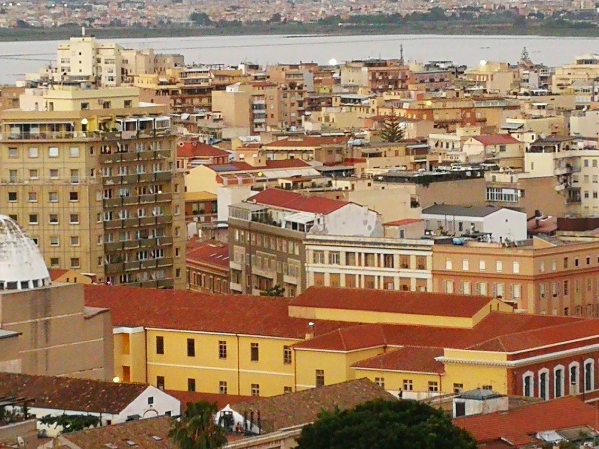 Da Agnese Locazioni Brevi Otel Cagliari Dış mekan fotoğraf