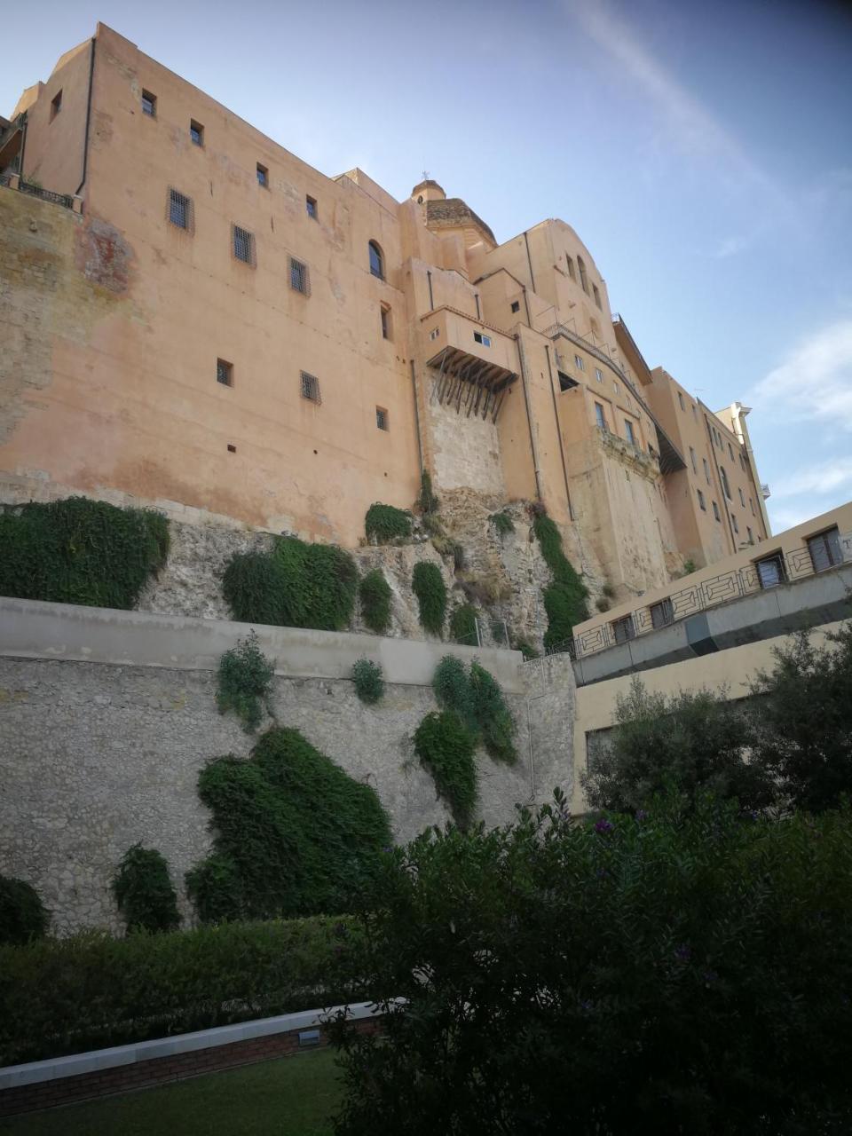 Da Agnese Locazioni Brevi Otel Cagliari Dış mekan fotoğraf